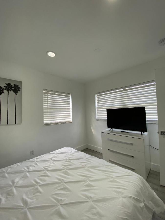 Modern Home, Excellent Location ميامي المظهر الخارجي الصورة