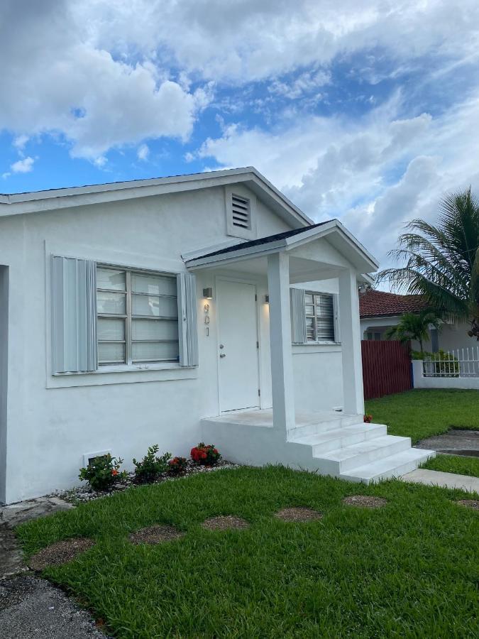 Modern Home, Excellent Location ميامي المظهر الخارجي الصورة